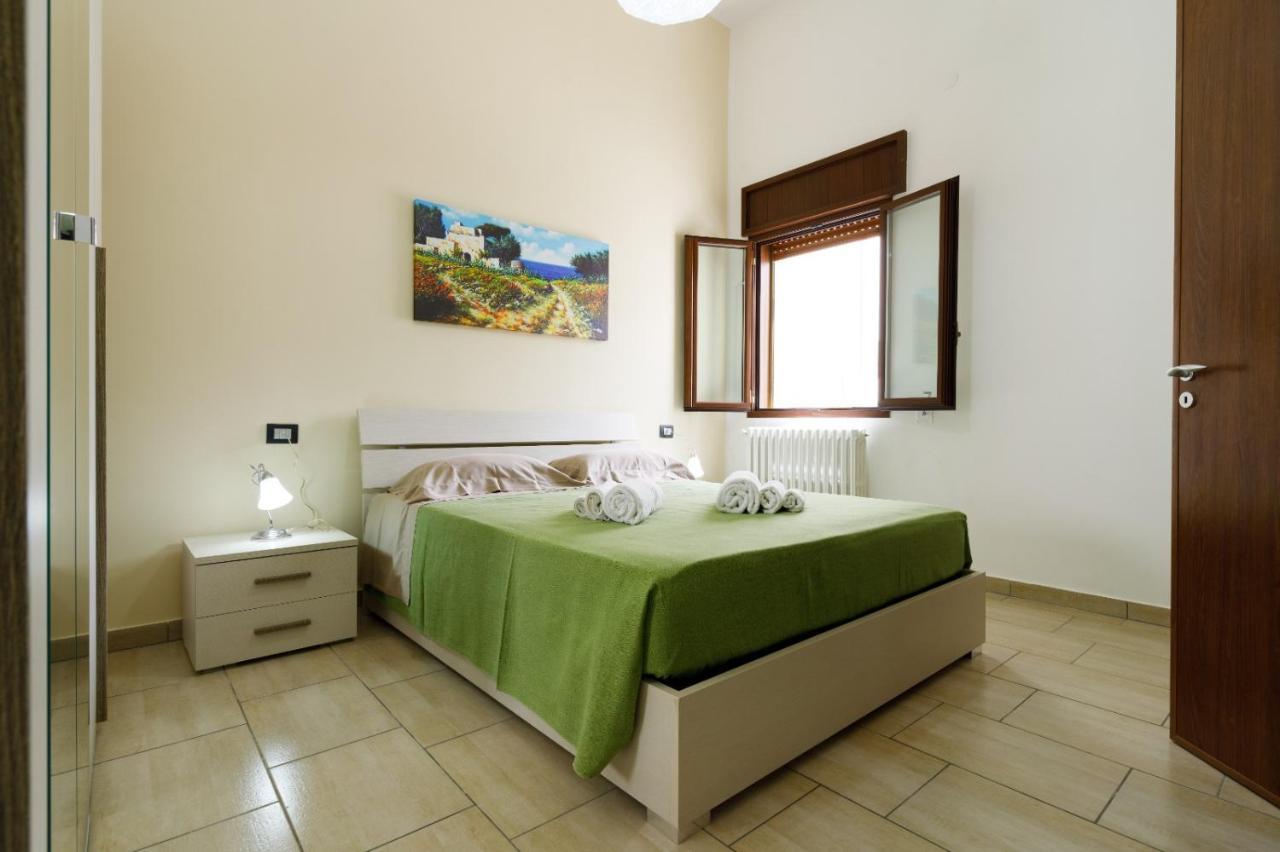 Vacation Rental "Nonna Cecilia" Lecce Bagian luar foto